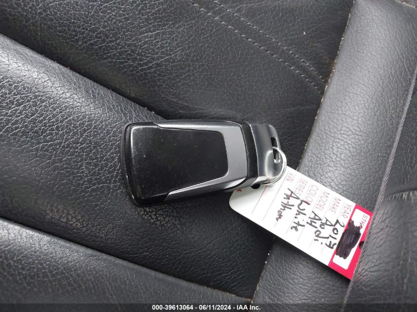 2017 Audi A4 2.0T Premium VIN: WAUANAF40HN050091 Lot: 39613064