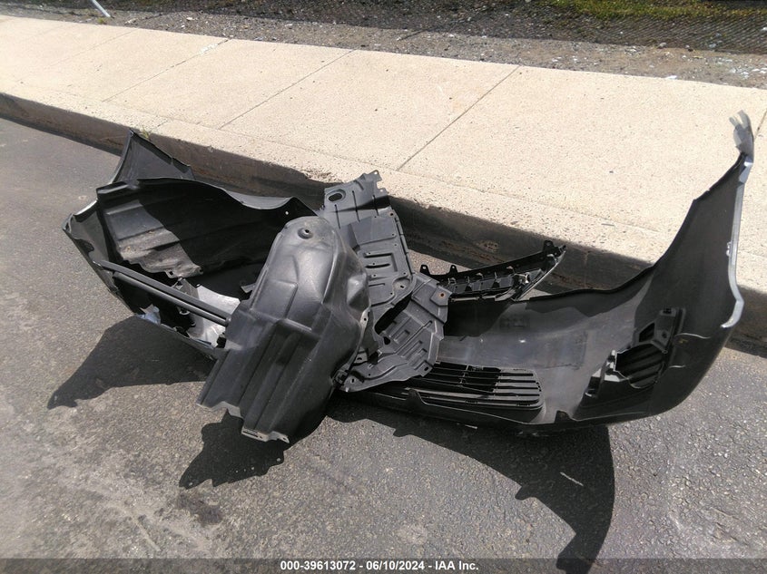 2012 Toyota Camry Le VIN: 4T1BF1FK5CU087795 Lot: 39613072