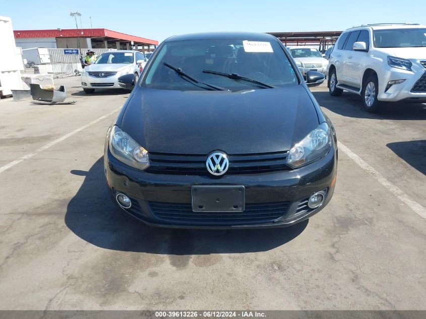 2014 Volkswagen Golf 2.5L VIN: WVWDB7AJ7EW009214 Lot: 39613226