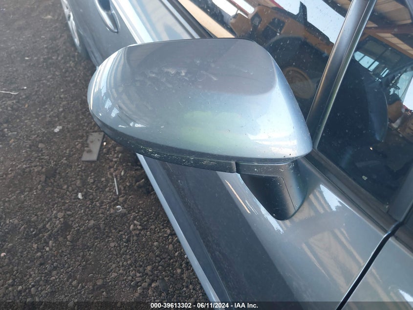 2020 TOYOTA COROLLA LE - 5YFEPRAE0LP065800