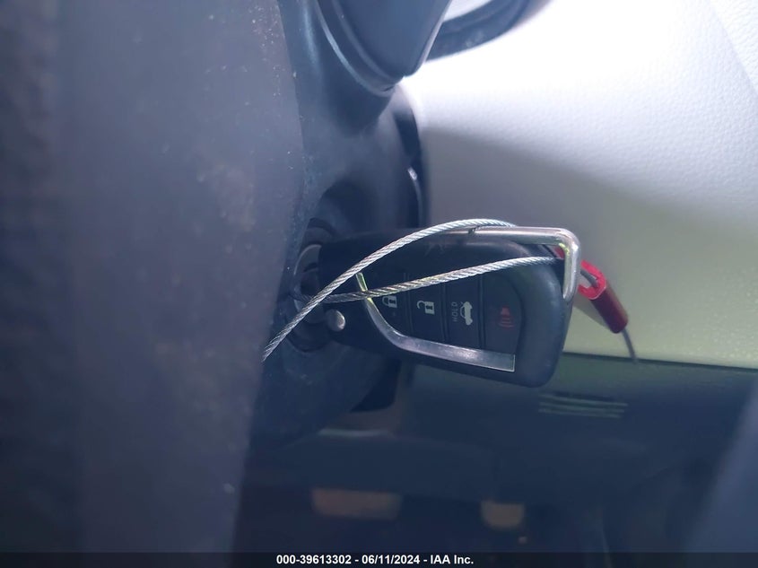 2020 TOYOTA COROLLA LE - 5YFEPRAE0LP065800