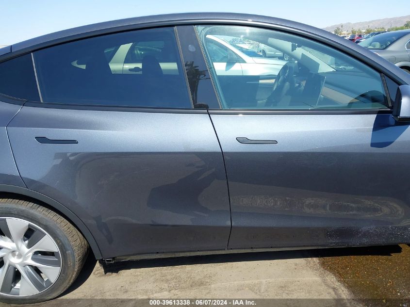 2023 Tesla Model Y VIN: 7SAYGDEE9PA183596 Lot: 39613338