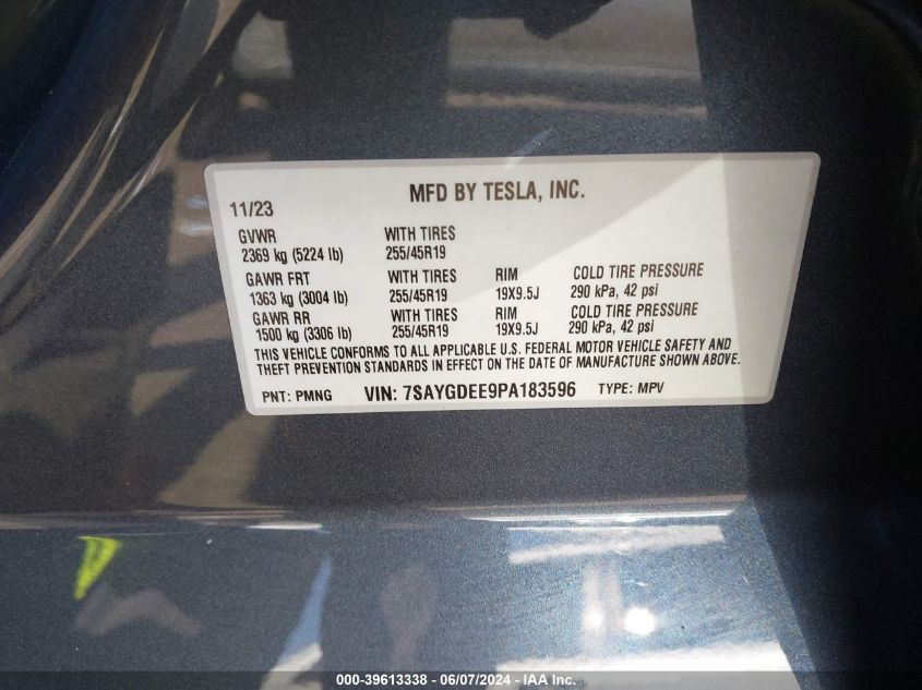 2023 Tesla Model Y VIN: 7SAYGDEE9PA183596 Lot: 39613338