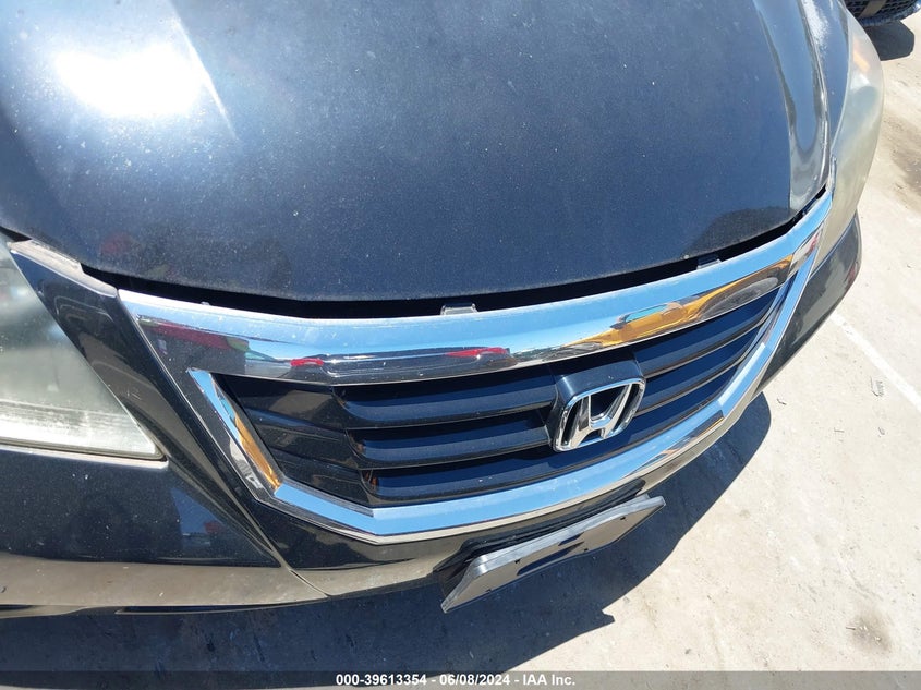 2008 Honda Odyssey Touring VIN: 5FNRL38958B089824 Lot: 39613354