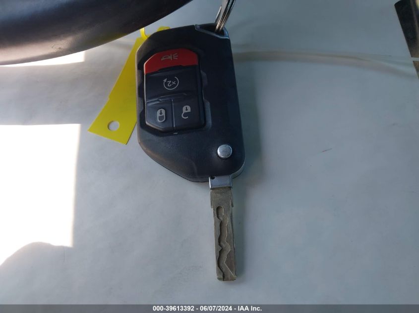 2021 Jeep Gladiator Willys 4X4 VIN: 1C6HJTAG2ML542449 Lot: 39613392