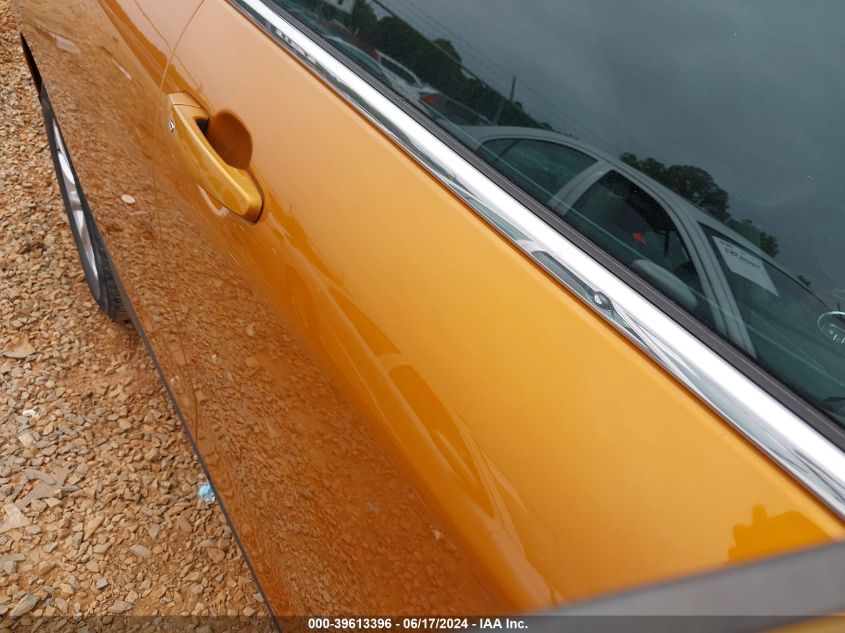 2019 Chevrolet Equinox Lt VIN: 2GNAXUEV3K6106066 Lot: 39613396