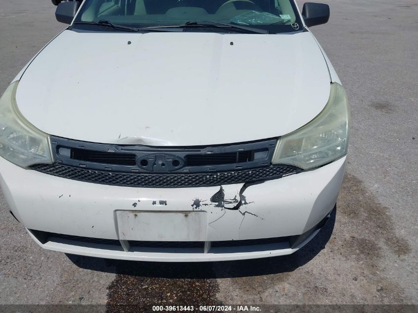 2011 Ford Focus S VIN: 1FAHP3EN0BW204937 Lot: 39613443