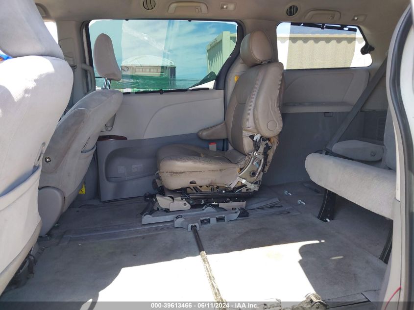 2011 Toyota Sienna Xle V6 VIN: 5TDYK3DC0BS101087 Lot: 39613466