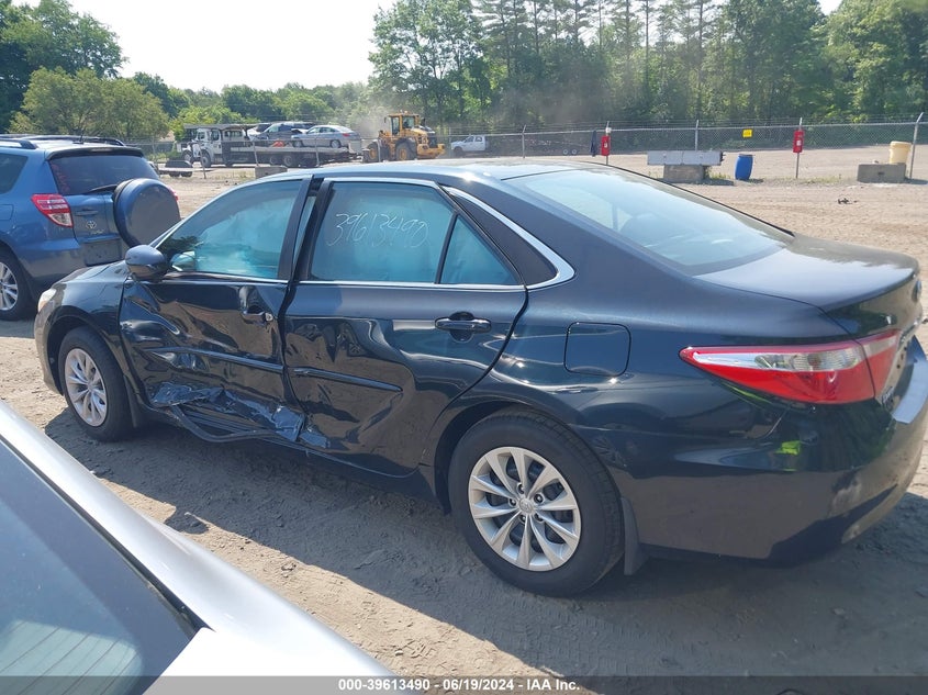 2016 Toyota Camry Le VIN: 4T4BF1FKXGR542412 Lot: 39613490
