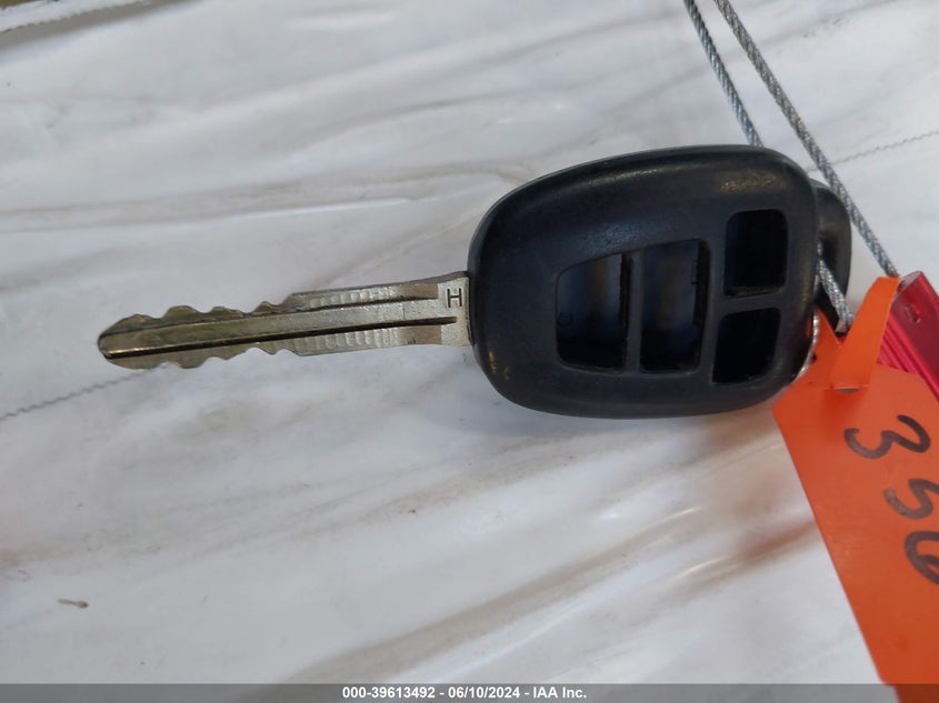 2014 Toyota Corolla S Plus VIN: 2T1BURHE9EC218646 Lot: 39613492