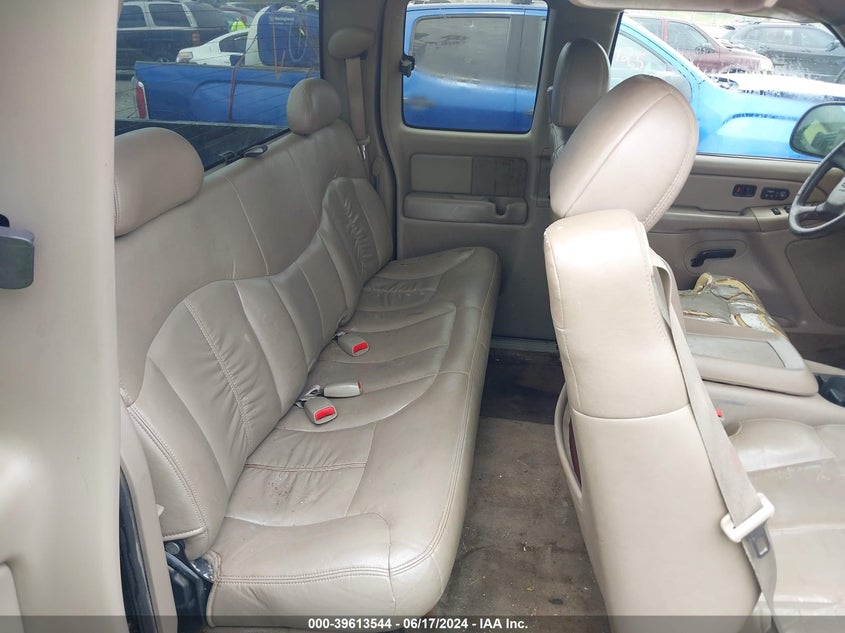 2001 Chevrolet Silverado 1500 Lt VIN: 1GCEK19T11E102561 Lot: 39613544