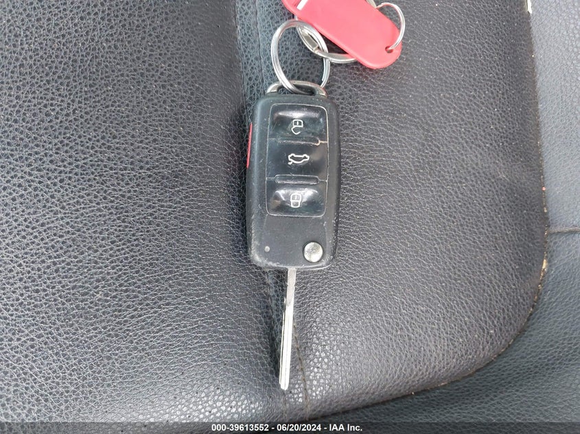 2012 Volkswagen Jetta 2.5L Se VIN: 3VWDP7AJ2CM069865 Lot: 39613552