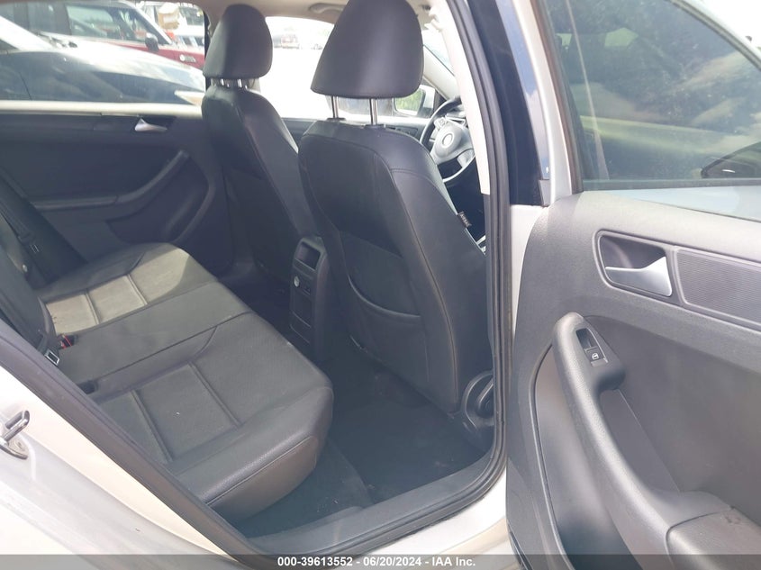 2012 Volkswagen Jetta 2.5L Se VIN: 3VWDP7AJ2CM069865 Lot: 39613552