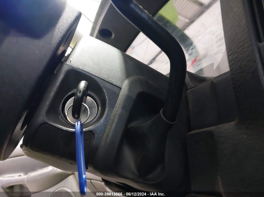 2004 Dodge Ram 1500 Slt/Laramie VIN: 1D7HU18NX4S747635 Lot: 39613566