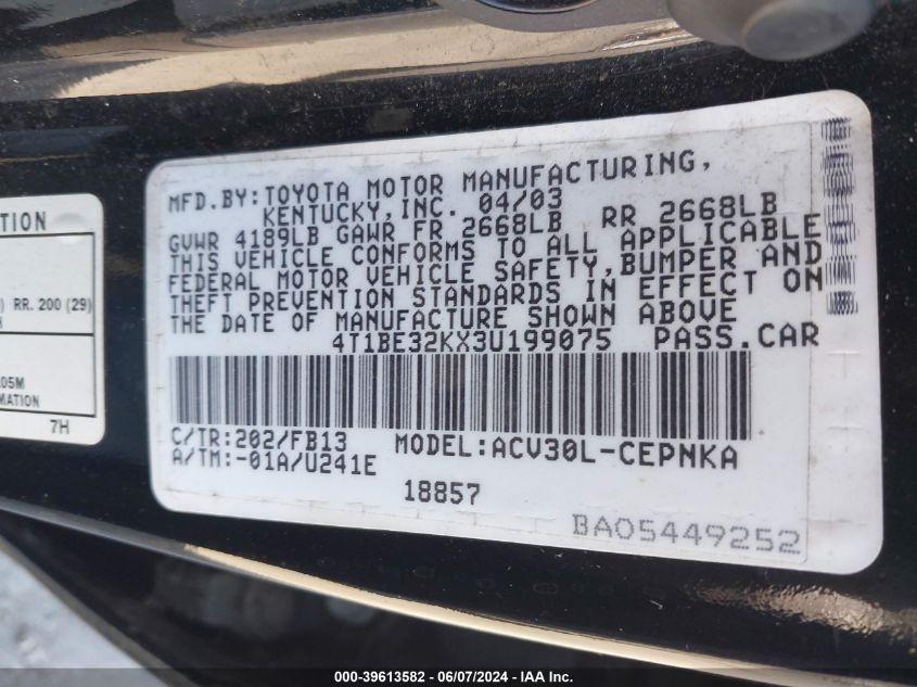 2003 Toyota Camry Le VIN: 4T1BE32KX3U199075 Lot: 39613582