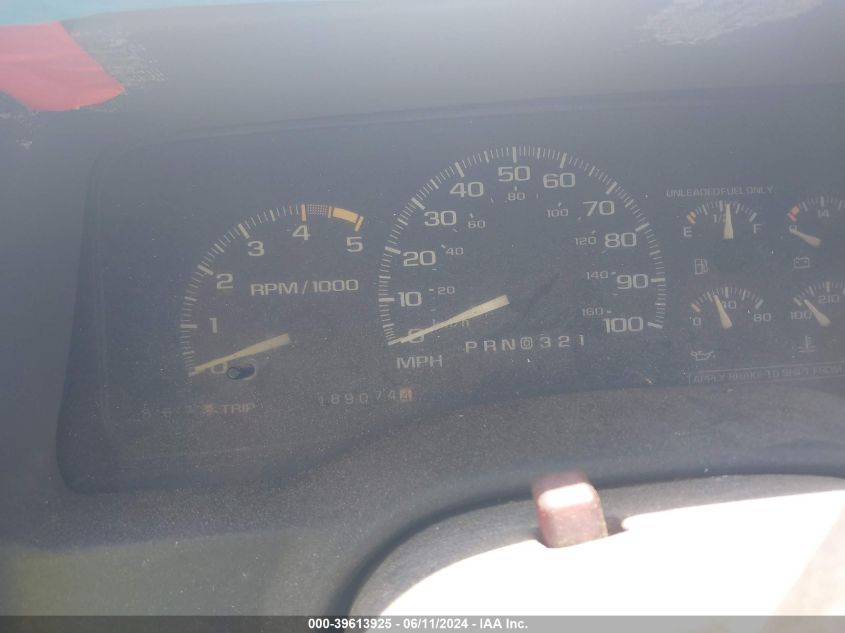 1995 Chevrolet Gmt-400 C1500 VIN: 2GCEC19H5S1135686 Lot: 39613925