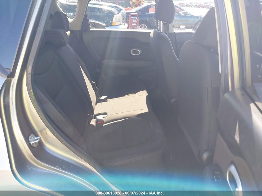 2017 Kia Soul Base VIN: KNDJN2A20H7421785 Lot: 39613928