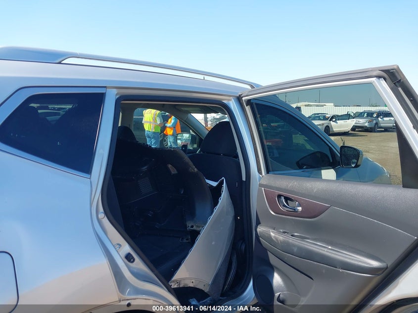 2016 Nissan Rogue Sv VIN: KNMAT2MV7GP669199 Lot: 39613941