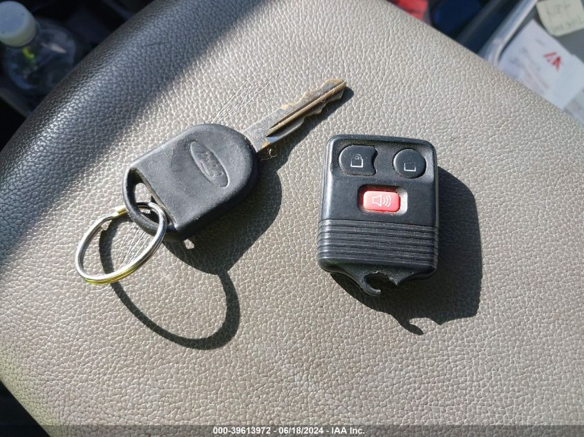 2005 Ford F-150 Lariat/Xlt VIN: 1FTPW125X5KE37141 Lot: 39613972