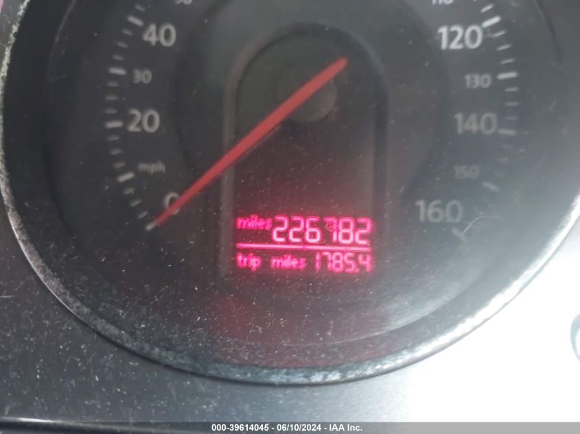 2008 Volkswagen Passat Turbo VIN: WVWUK73C48E079018 Lot: 39614045