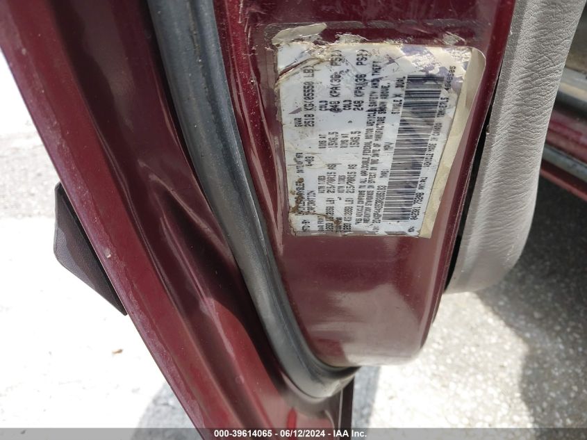 2003 Dodge Grand Caravan Sport VIN: 2D4GP44353R285183 Lot: 39614065