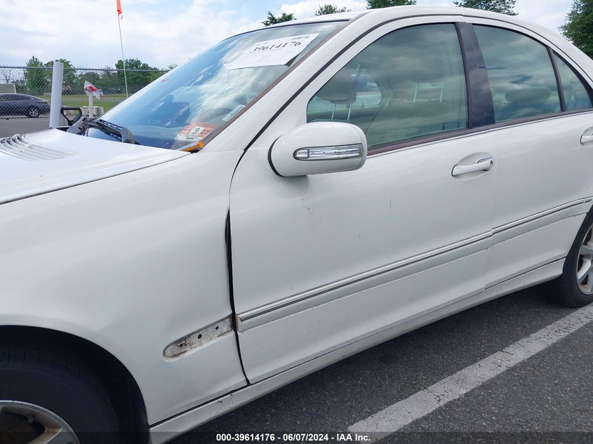 2007 Mercedes-Benz C 280 Luxury 4Matic VIN: WDBRF92H47F870871 Lot: 39614176