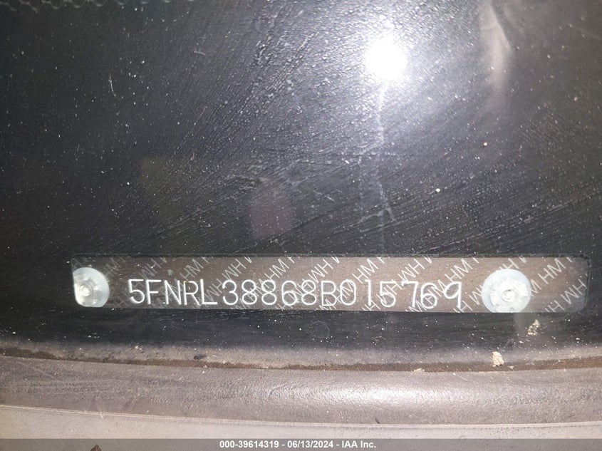 2008 Honda Odyssey Touring VIN: 5FNRL38868B015769 Lot: 39614319