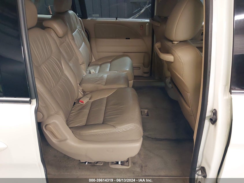 2008 Honda Odyssey Touring VIN: 5FNRL38868B015769 Lot: 39614319