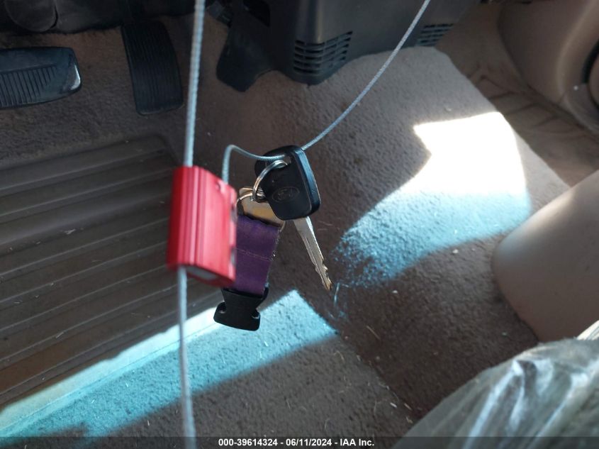 1999 Ford F-150 Lariat/Xl/Xlt VIN: 1FTRX17L9XNA67198 Lot: 39614324