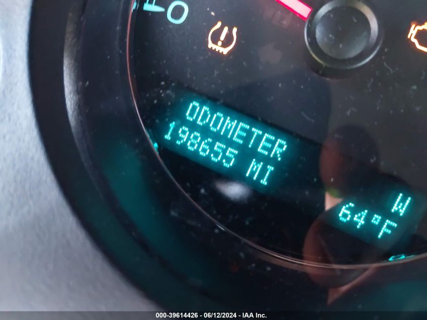 2010 Chevrolet Tahoe Lt VIN: 1GNUKBE09AR193043 Lot: 39614426