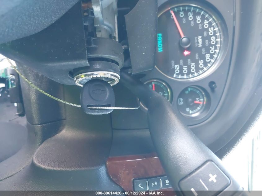 2010 Chevrolet Tahoe Lt VIN: 1GNUKBE09AR193043 Lot: 39614426