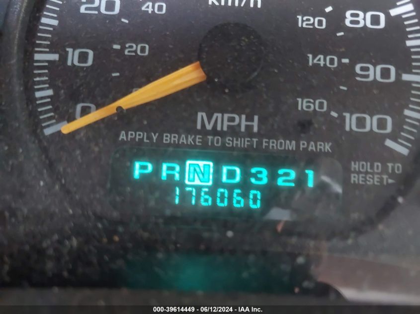 2000 GMC Sierra 1500 Sle VIN: 2GTEC19T1Y1128991 Lot: 39614449