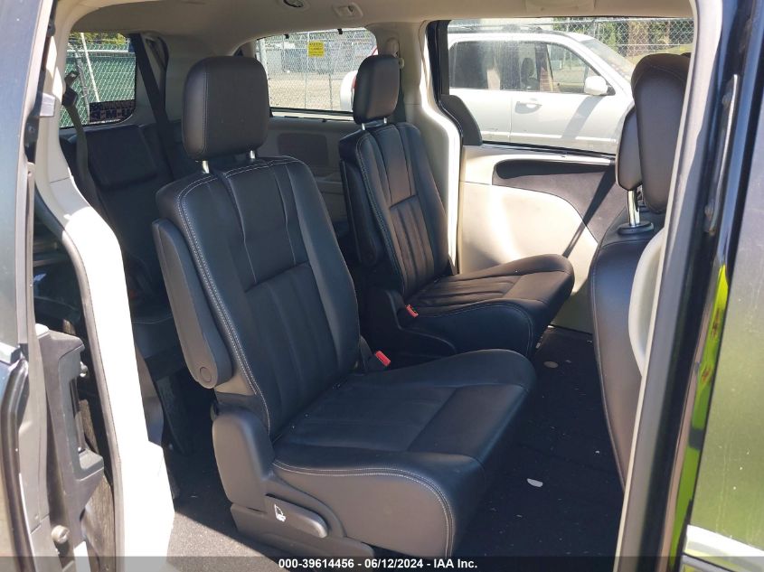 2015 Chrysler Town & Country Touring VIN: 2C4RC1BG9FR727585 Lot: 39614456