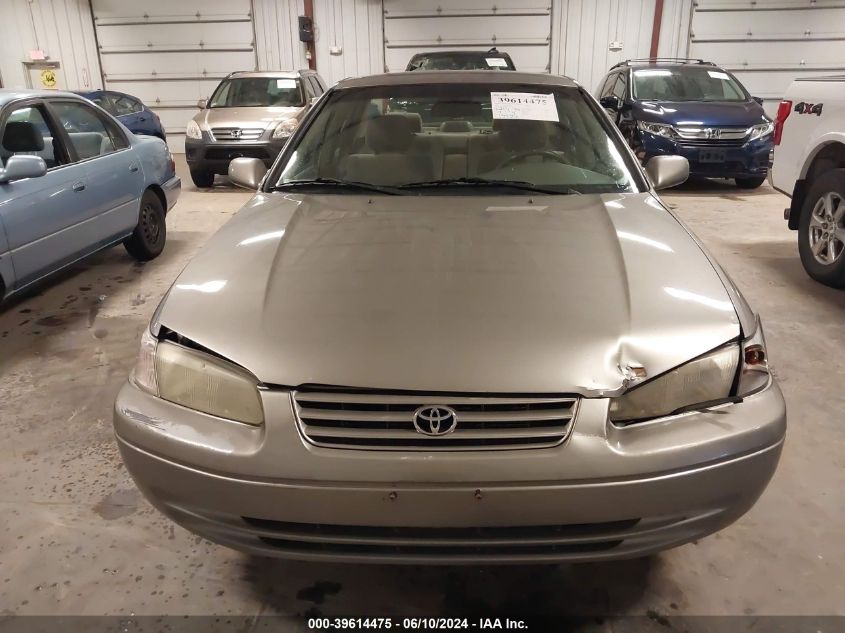 1999 Toyota Camry Le V6 VIN: JT2BF22K6X0226077 Lot: 39614475