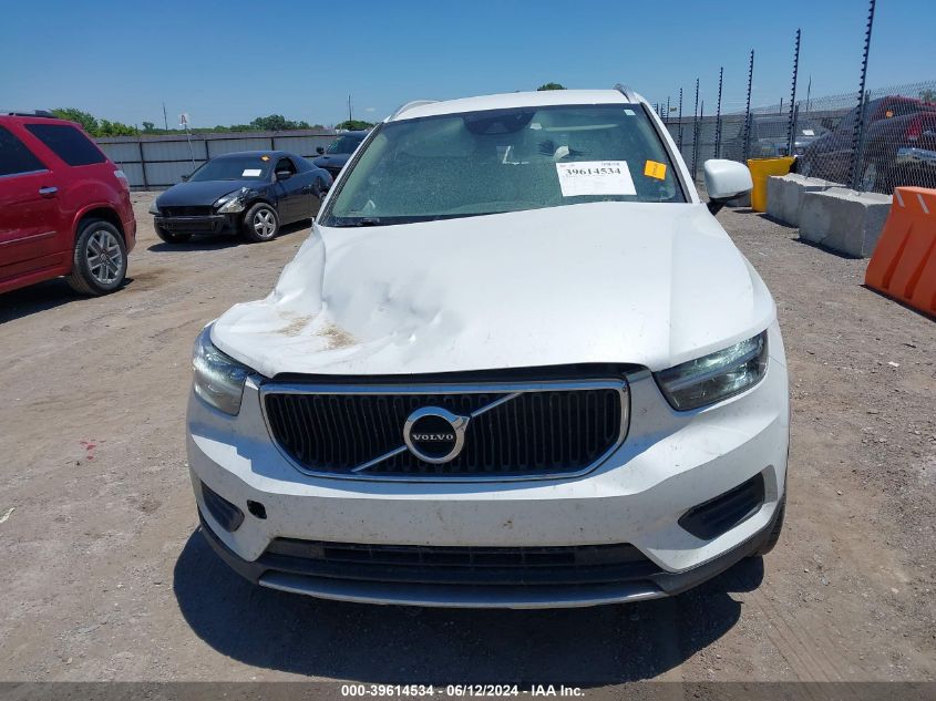 2022 Volvo Xc40 T4 Momentum VIN: YV4AC2HKXN2706186 Lot: 39614534