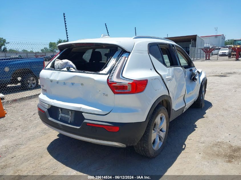 2022 Volvo Xc40 T4 Momentum VIN: YV4AC2HKXN2706186 Lot: 39614534