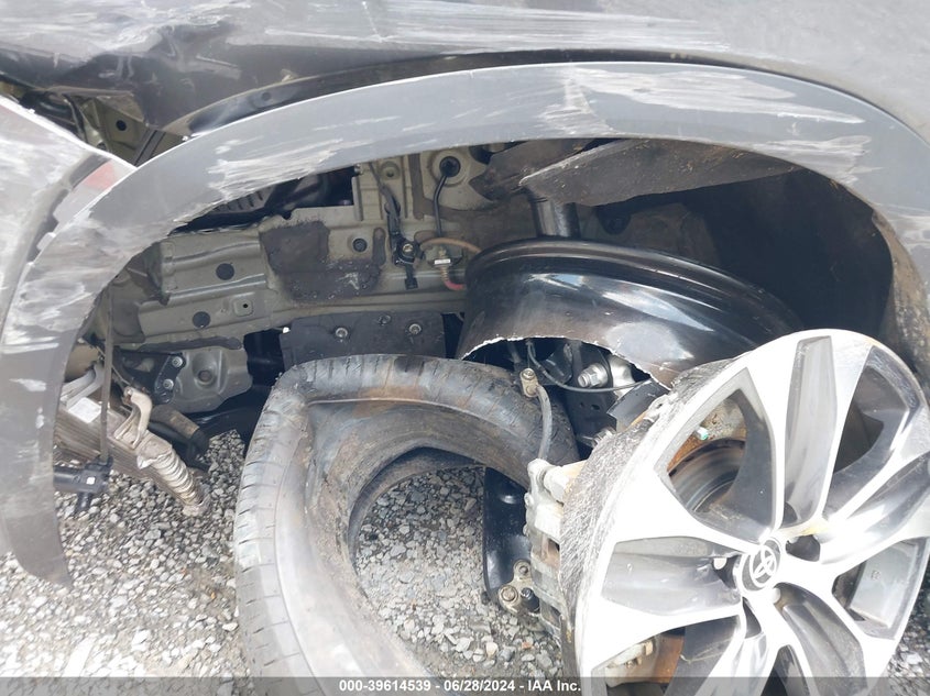 2023 TOYOTA HIGHLANDER HYBRID XLE - 5TDKBRCH6PS562999