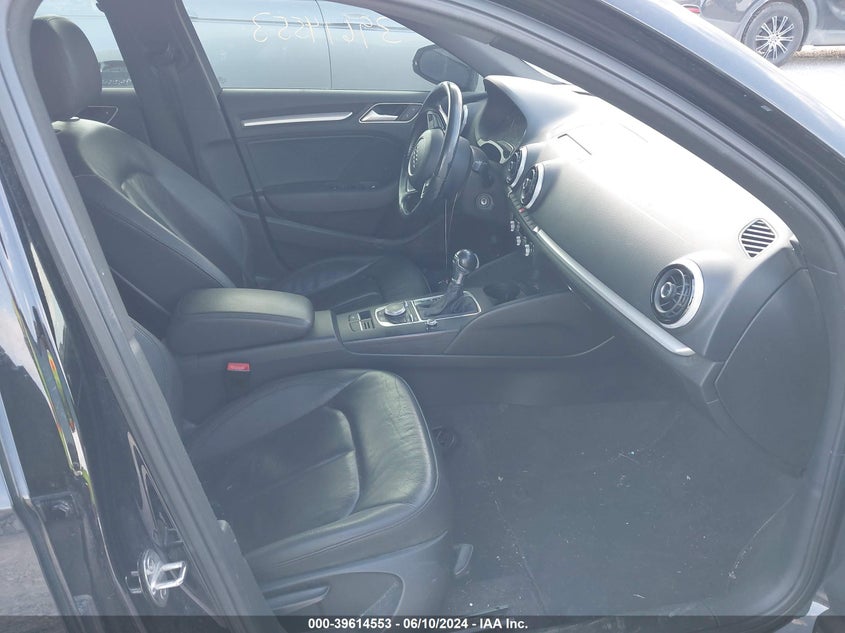 2016 Audi A3 1.8T Premium VIN: WAUA7GFF2G1016495 Lot: 39614553