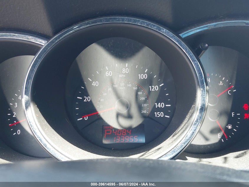 2011 Kia Sorento Lx VIN: 5XYKT4A12BG065069 Lot: 39614595