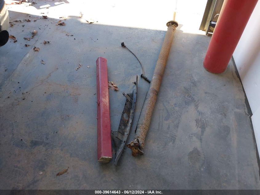 1999 Ford F-150 Lariat/Work Series/Xl/Xlt VIN: 1FTRX18WXXKA13662 Lot: 39614643