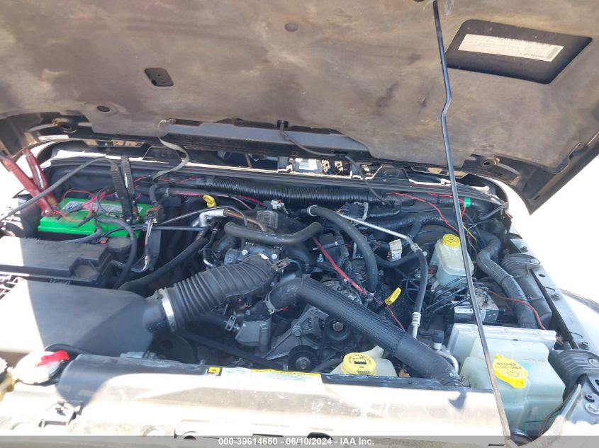 2008 Jeep Wrangler Unlimited Sahara VIN: 1J4GB59188L514667 Lot: 39614650