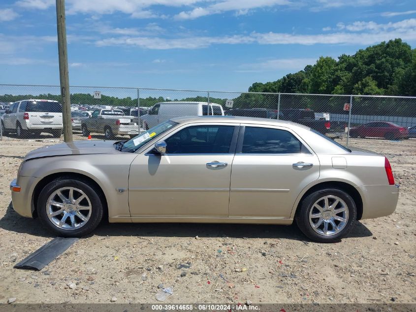 2006 Chrysler 300C VIN: 2C3KA63H86H508977 Lot: 39614658