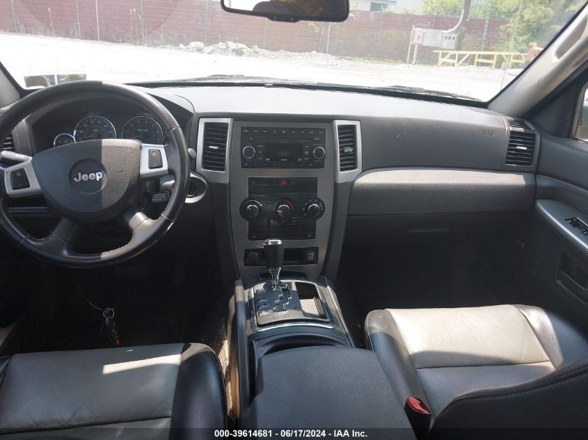 2008 Jeep Grand Cherokee Laredo VIN: 1J8GR48K98C141525 Lot: 39614681