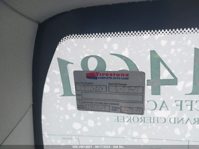 2008 Jeep Grand Cherokee Laredo VIN: 1J8GR48K98C141525 Lot: 39614681