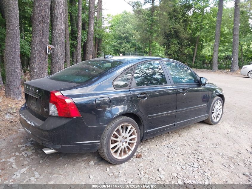 2011 Volvo S40 T5/T5 R-Design VIN: YV1672MS2B2536818 Lot: 39614714