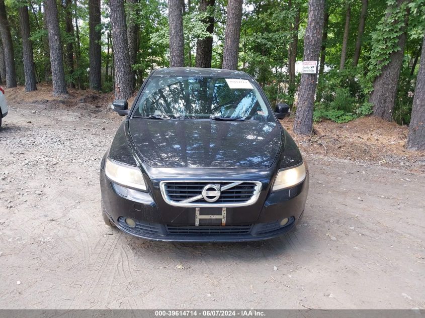 2011 Volvo S40 T5/T5 R-Design VIN: YV1672MS2B2536818 Lot: 39614714