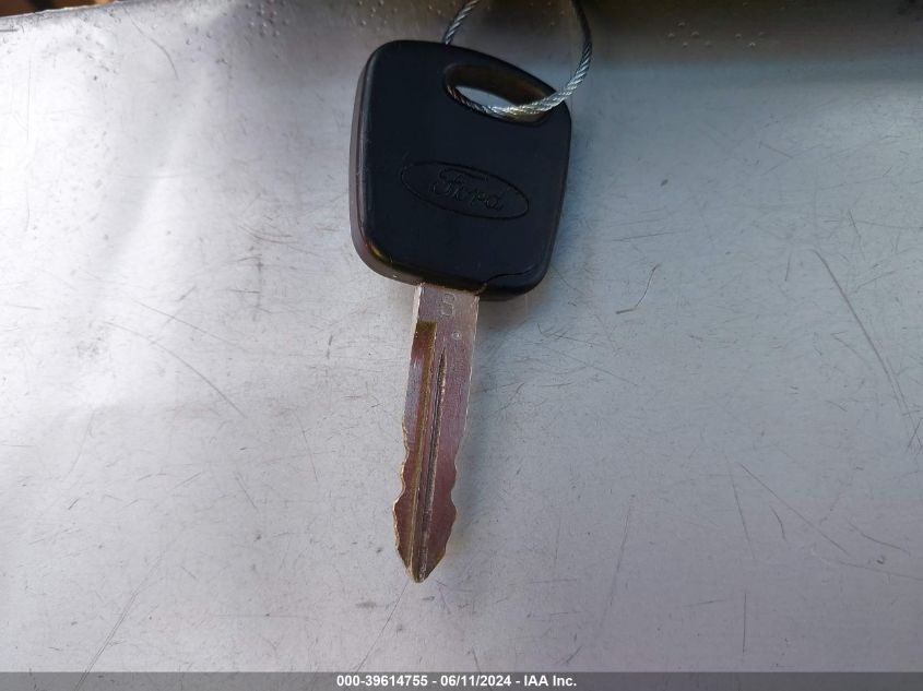 1999 Ford F-150 Lariat/Work Series/Xl/Xlt VIN: 1FTRX17W4XNA44969 Lot: 39614755