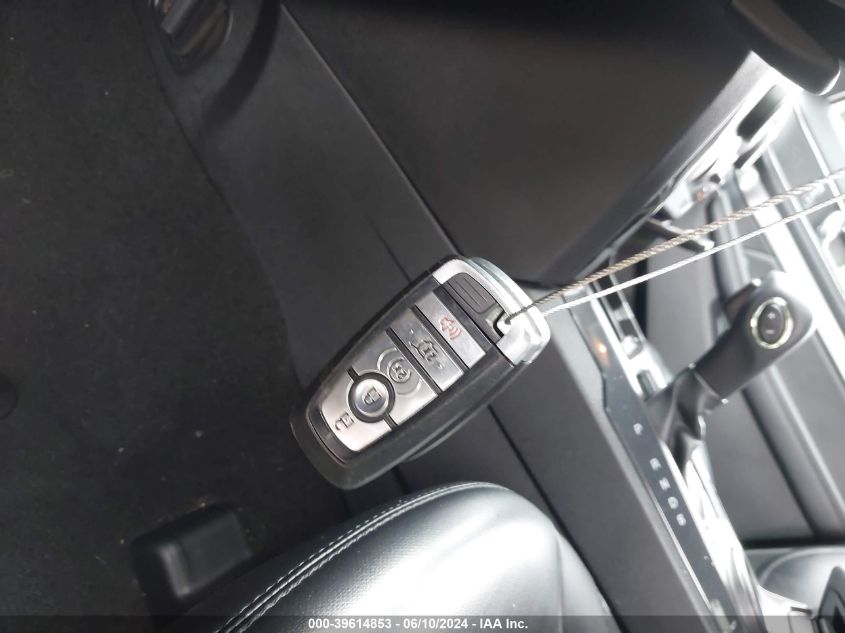 2019 Ford Explorer Xlt VIN: 1FM5K7D83KGA8556 Lot: 39614853