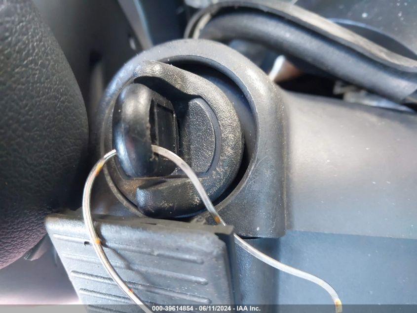 2000 Pontiac Grand Prix Gt VIN: 1G2WP52K7YF169138 Lot: 39614854