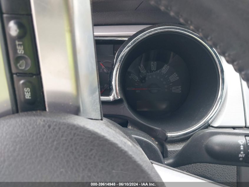 2006 Ford Mustang V6 VIN: 1ZVHT80N765110881 Lot: 39614948